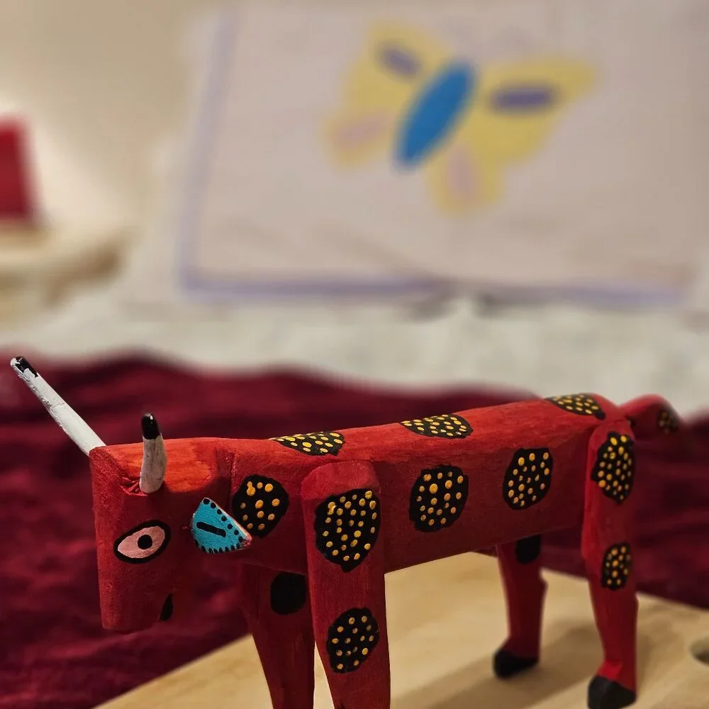 VINTAGE MEXICAN 1970 CARVED BULL WITH HORNS HAND PAINTED COPAL WOOD - Picture 6 of 6